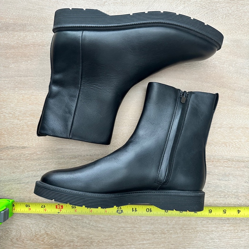 Vince Black Leather women’s Boots - Picture 2 of 4
